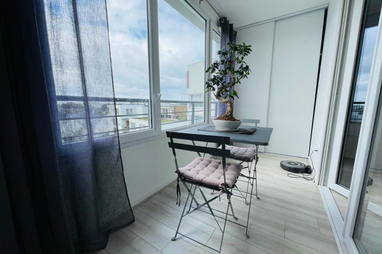 Bright Apartment In A New Building With Garage Tours Exteriör bild